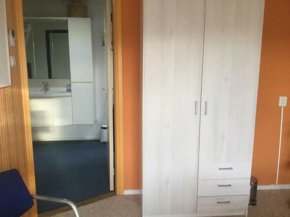 Bed&Breakfast Ineke en John Hoofddorp Bed & Breakfast